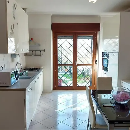 Apartment Red House Tiburtina *