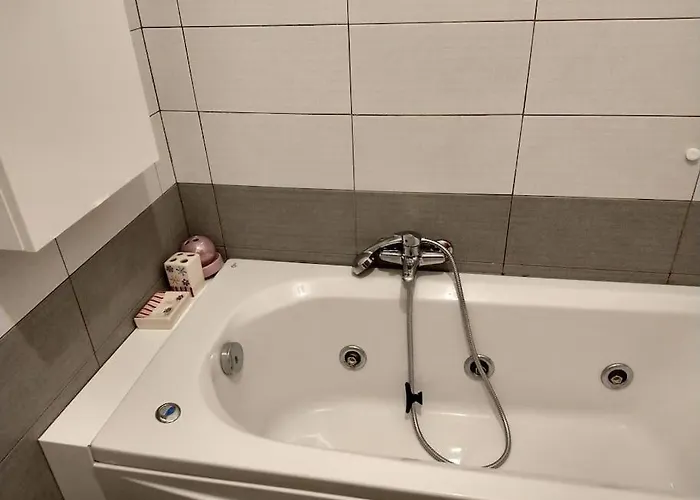 Apartment Red House Tiburtina Rom