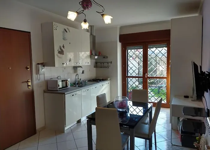 Red House Tiburtina Apartment Rom