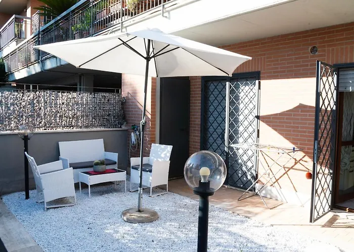 Apartment Red House Tiburtina