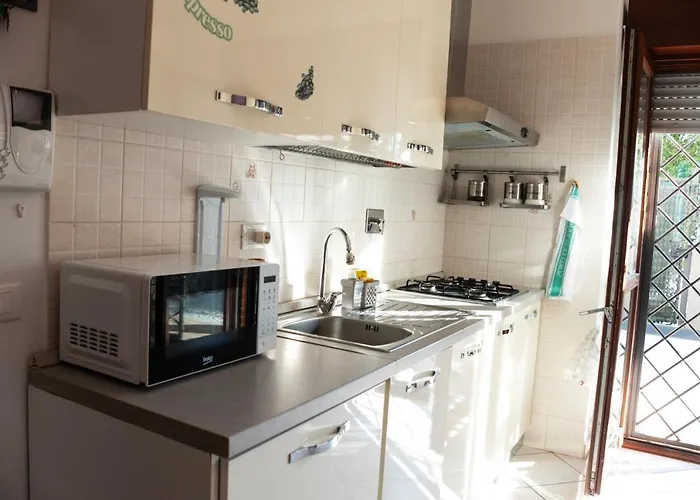 Red House Tiburtina Apartment Rom